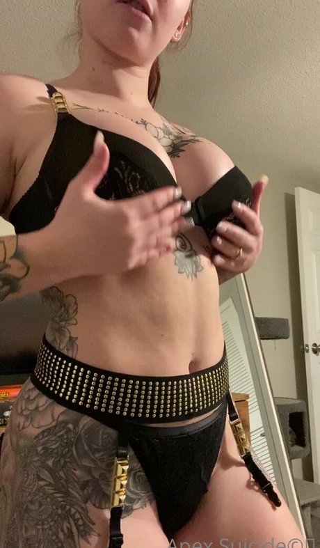 Apex Suicide étoile xxx archive