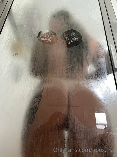 Apex Suicide meilleure star du porno photos