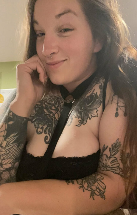 Whooty2166 modelo sexual imágenes