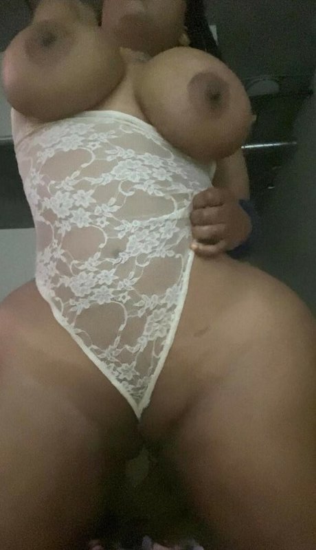 Raychiel star du sexe des photos