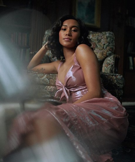 Sydney Park actrice exclusive image