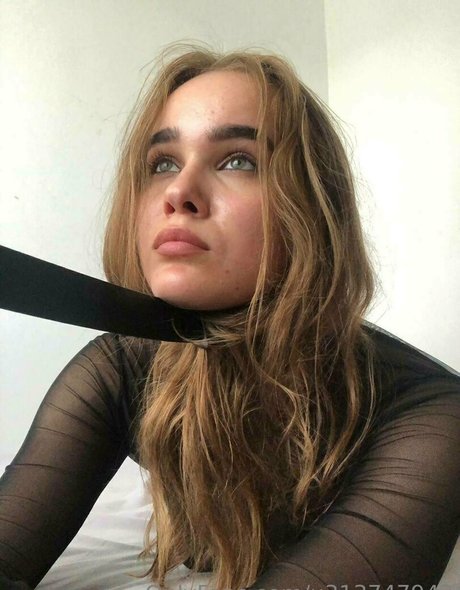 milanaangel modelo perfecto galerías