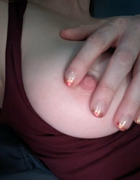 melodyaugust modèle xxx photo