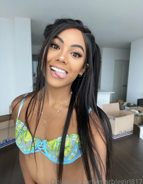 Marblegirl817 modèle parfait photos