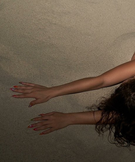 Jesenia Echeverria actrice pornographique images