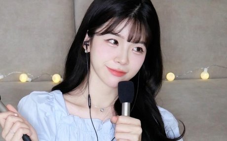Asmr Yeonchu beautiful model photo