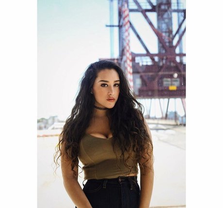 Olivia Hailey actrice galeries