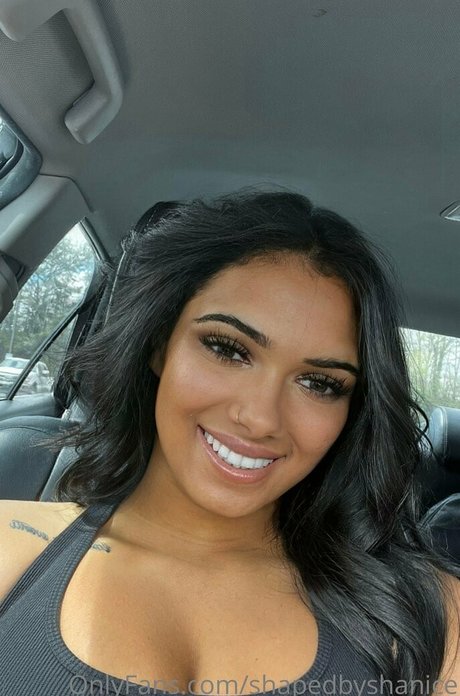 shapedbyshanice desnudos estrella foto