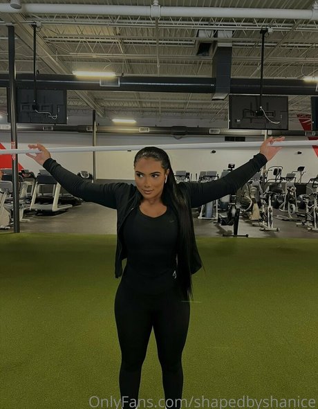 shapedbyshanice desnudos de modelos imagen