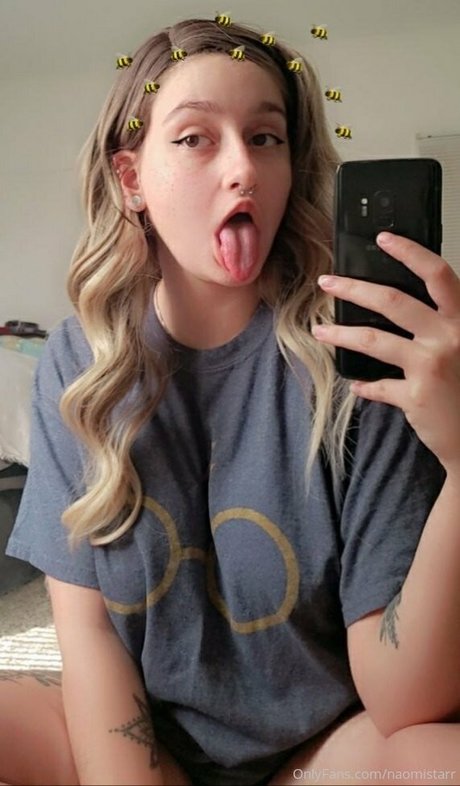 naomistarr actrice sexy collection