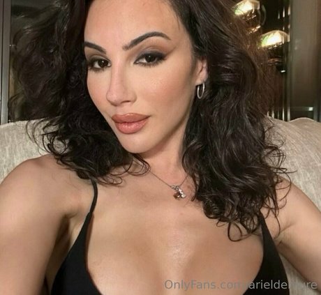 arieldemure estrella porno desnuda galerías