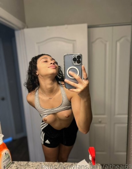 Conejito negro onlyfans agradable gratis imágenes