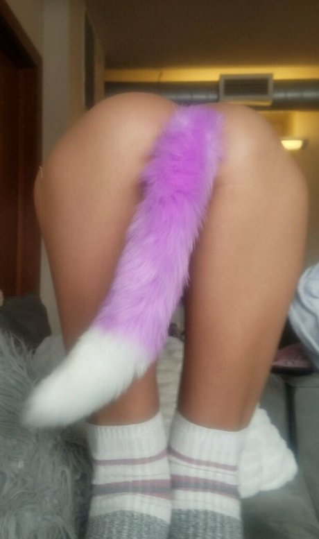 lilbuttlex modelo desnudo imagen