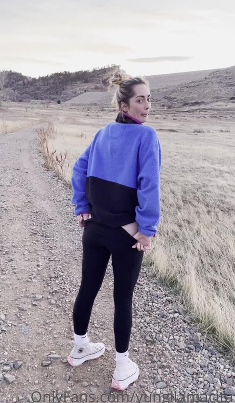 Lily Alcott actrice libre images