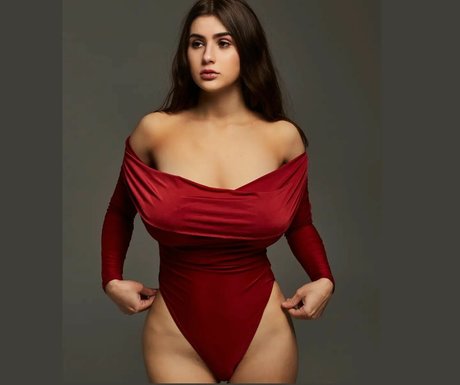Xlovr top pornstar gallery