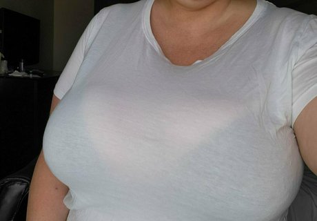 bustybigbootyjudy haut étoile image