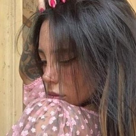 AlexMucci arte estrella porno galerías