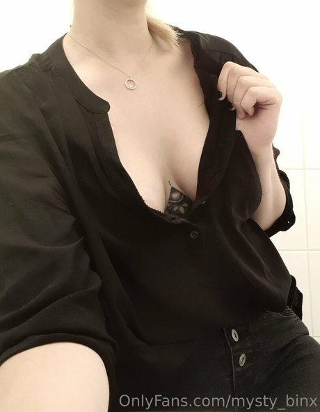 mysty binx sexo estrella galerías