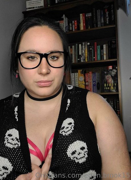 eden brook15 modèle sexy des photos