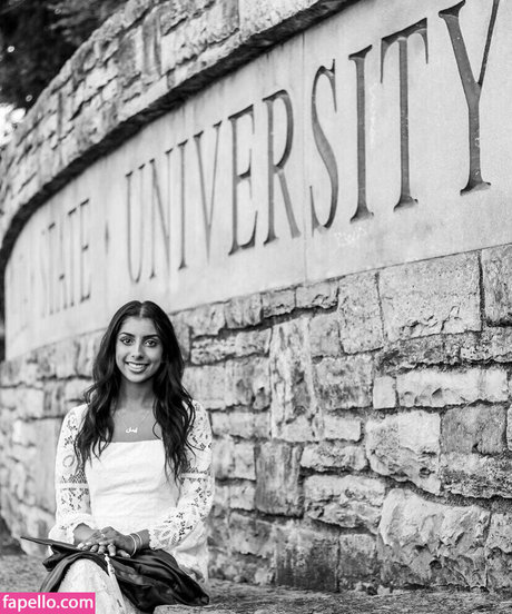 Iman Moosa jolie étoile images