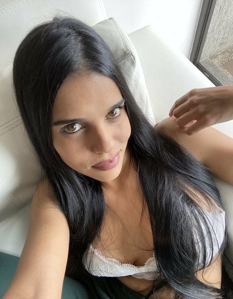 Daniela Baptista Miniatura