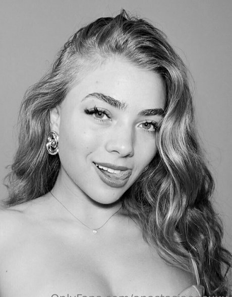 anastasiaegoxxx actriz sexual recopilación