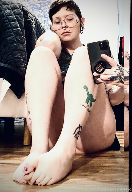 trashpanda4lyfeyo étoile xxx img