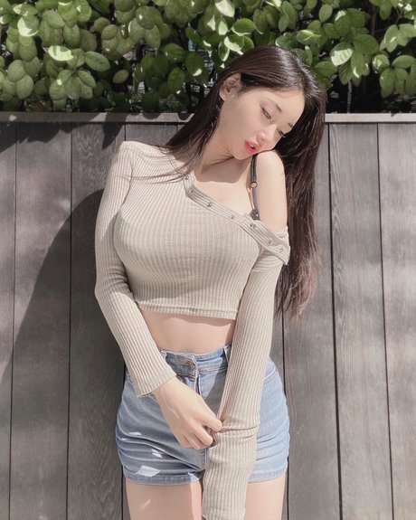 young teen onlyfans free xxx image