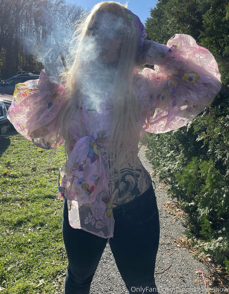 spookisideshow hot actress archive