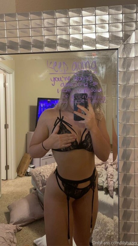lilyhazex hot pornstar images