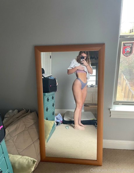 lilyhazex star naked gallery