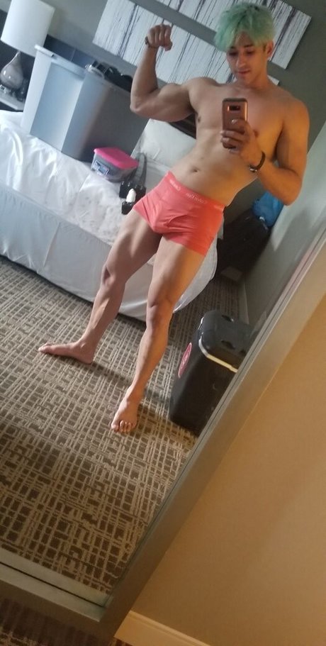 kawaiibrocosplay jolie étoile img