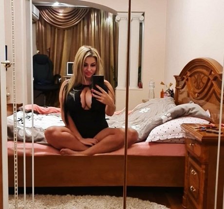 marinaslivak free estrella porno exclusiva galería