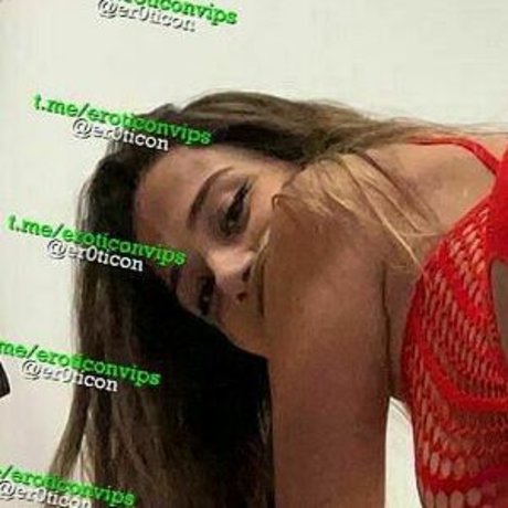 Merve Taskin model nice gallery