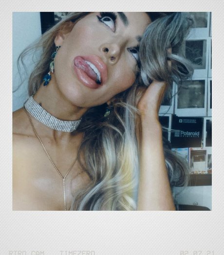 farrahabraham star du porno parfaite archive