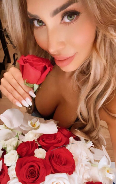 farrahabraham desnudos de estrellas imágenes