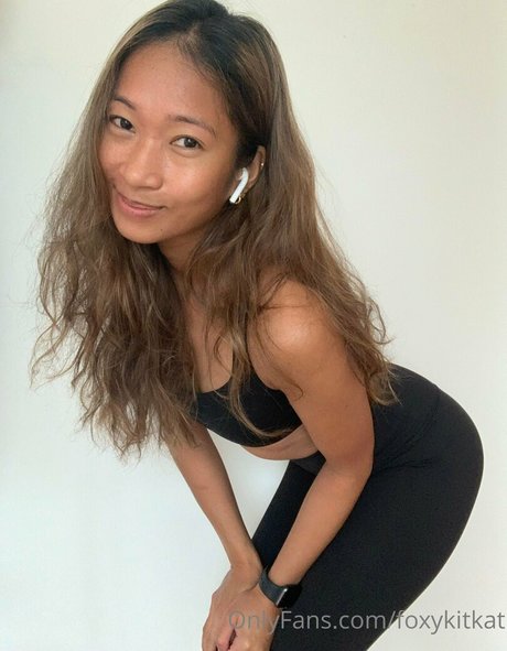 foxykitkat art modèle galeries