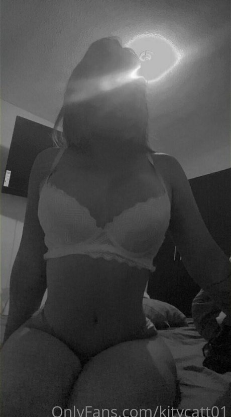 kitycatt01 modelo sexual fotos