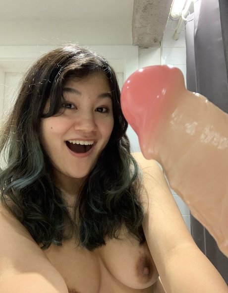 liskissesf modèle sympa des photos