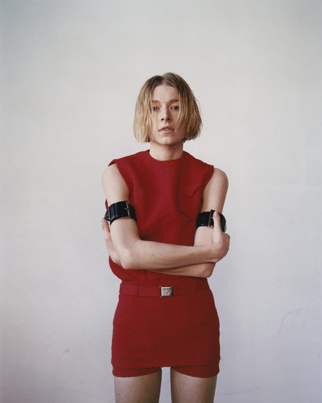 Hunter Schafer modelo porno galerías