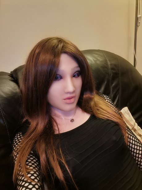 Pippa Doll model pornographic archive