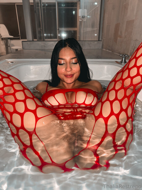 thaliarestrepo model pornographic photos