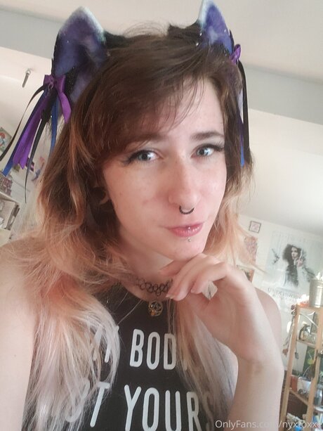 Nyx Foxxe sexo estrella galería