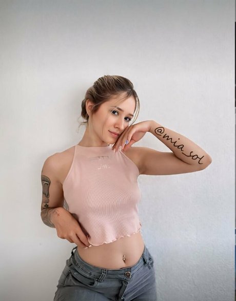 alichase modelo sexy fotos