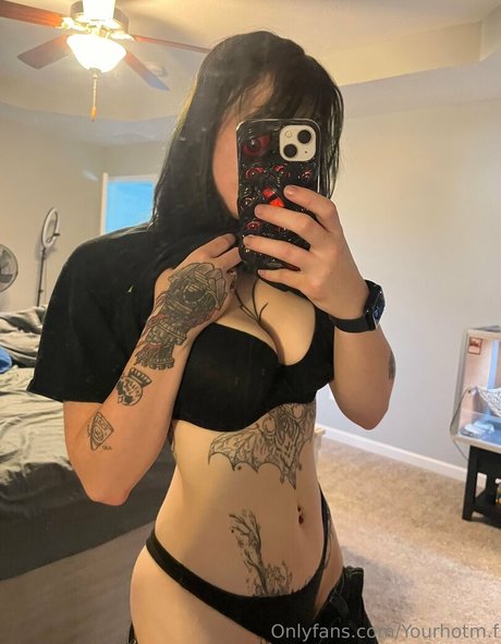 HotGothMlf pornstar free archive