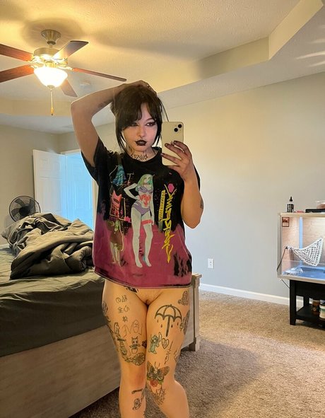 HotGothMlf star xxx pic