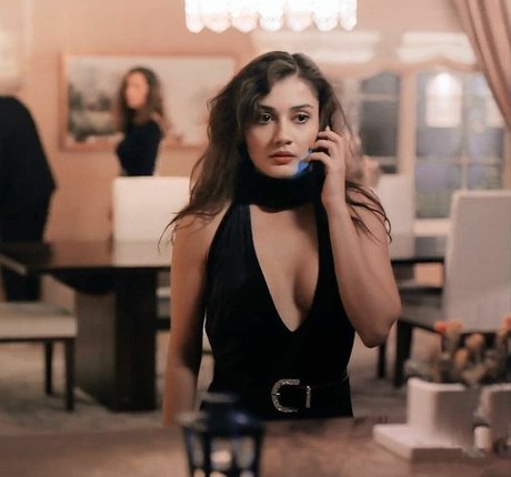 Sevda Erginc model erotic picture