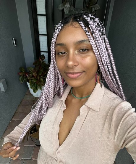 Plantbae mannequin img