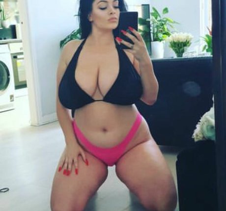 Klara Devine actrice pornographique galeries