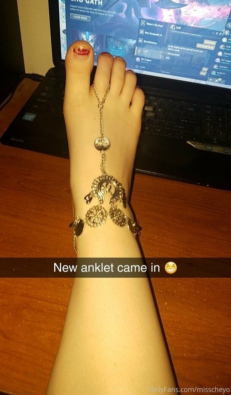 mscheyo modelo sexy foto